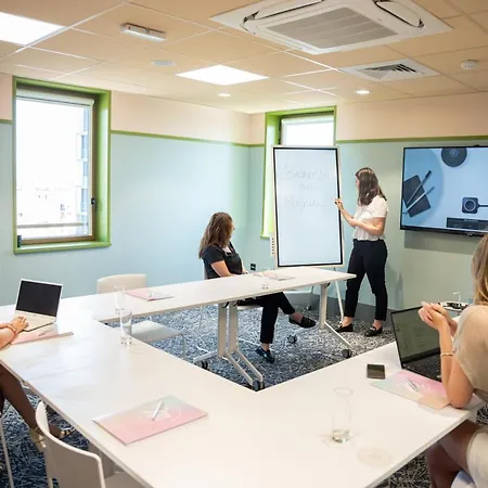 Aiden By Western & 4* Clermont-Ferrand