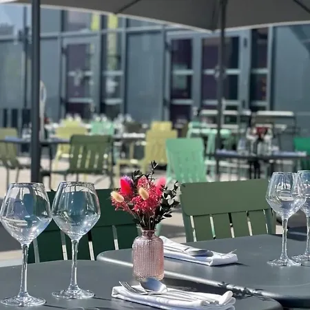 Aiden By Best Western Clermont-Ferrand - Le Magnetic Hotel & Spa 4*