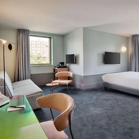 Aiden By Western & Clermont-Ferrand