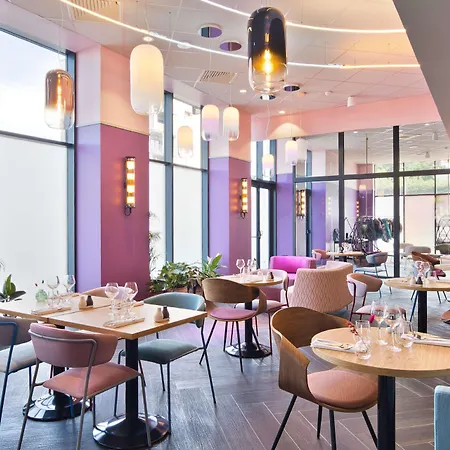 Aiden By Best Western Clermont-Ferrand - Le Magnetic Hotel & Spa 4*